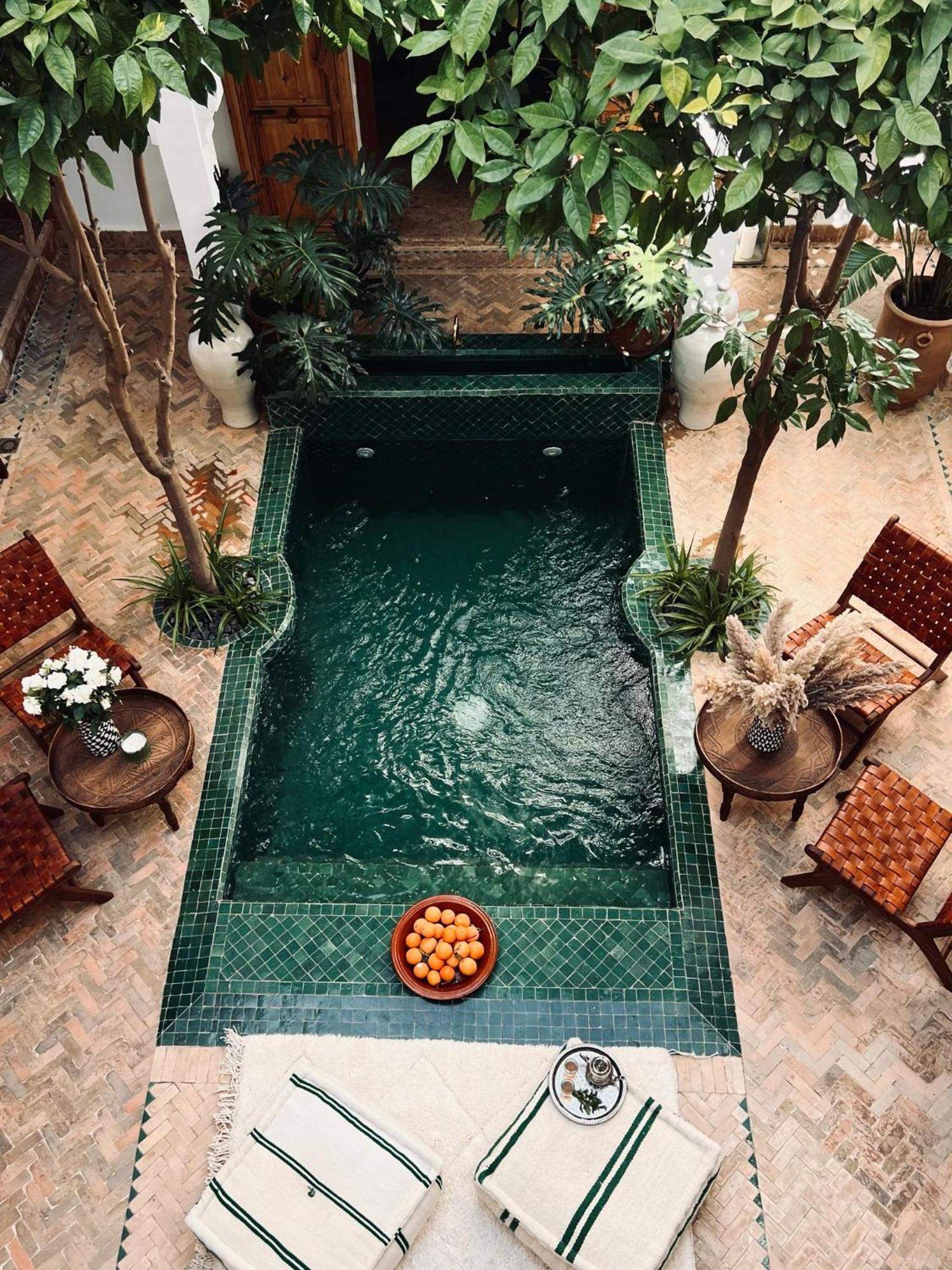 Riad Prive Sadaka Bassin Rooftop Marrakesh Bagian luar foto